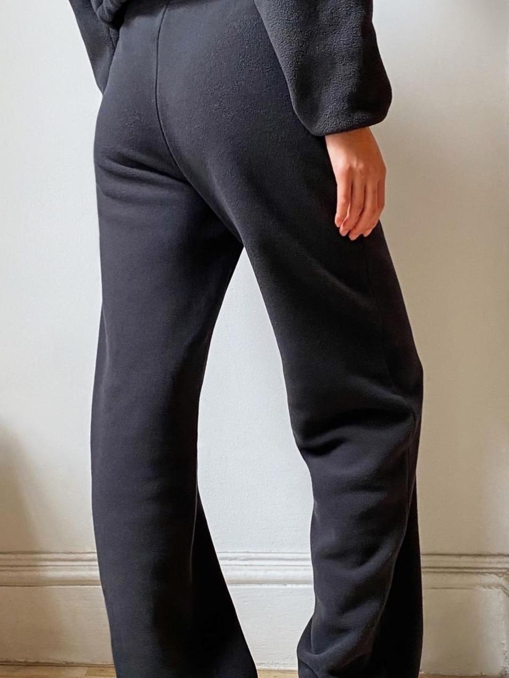 TNA Polar sweatpants - Medium